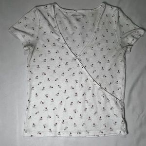 American Eagle Woman Short Sleeve Crop Top